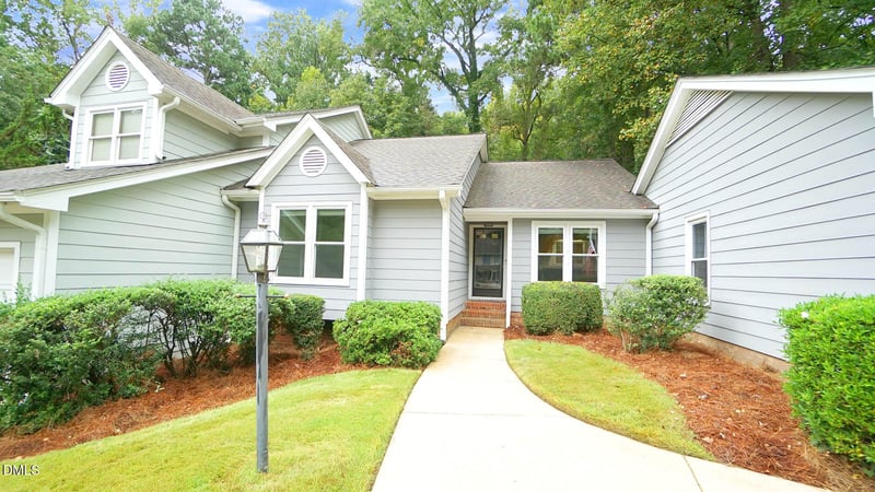 1409 Mapleside Ct, Raleigh, NC 27609