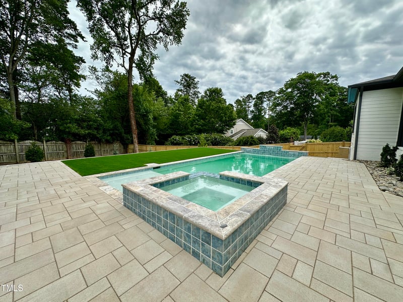 1409 Pony Run Rd, Raleigh, NC 27615