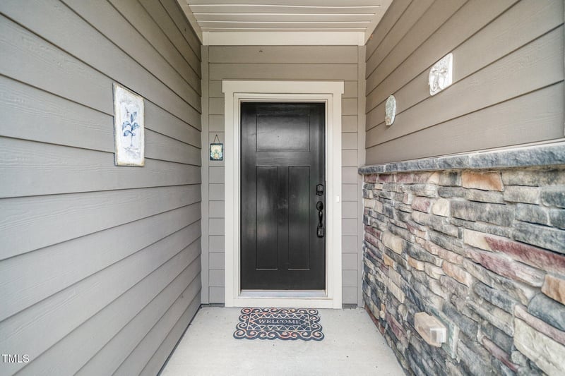 1409 Pulitzer Ln, Durham, NC 27703