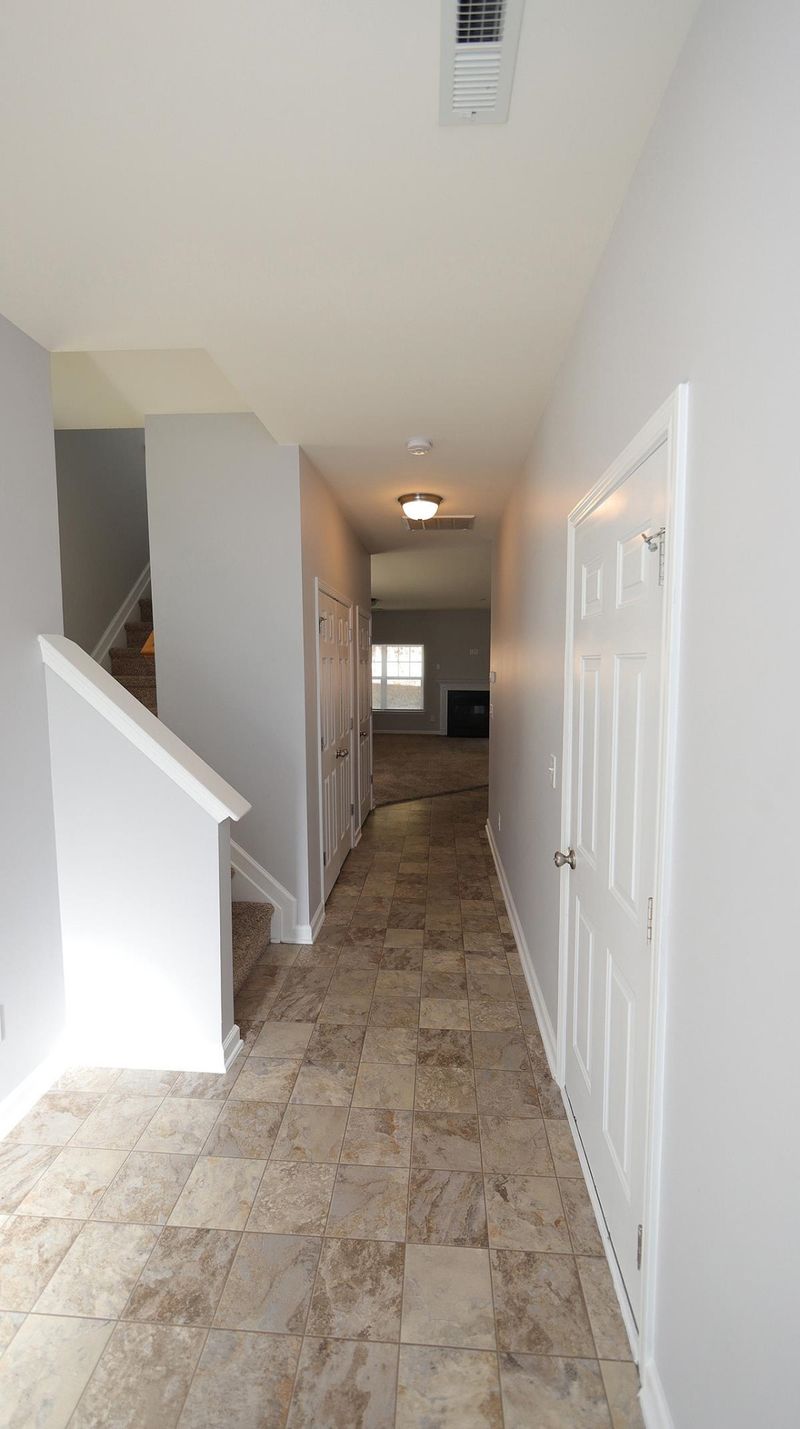 1409 Stone Manor Dr, Raleigh, NC 27610