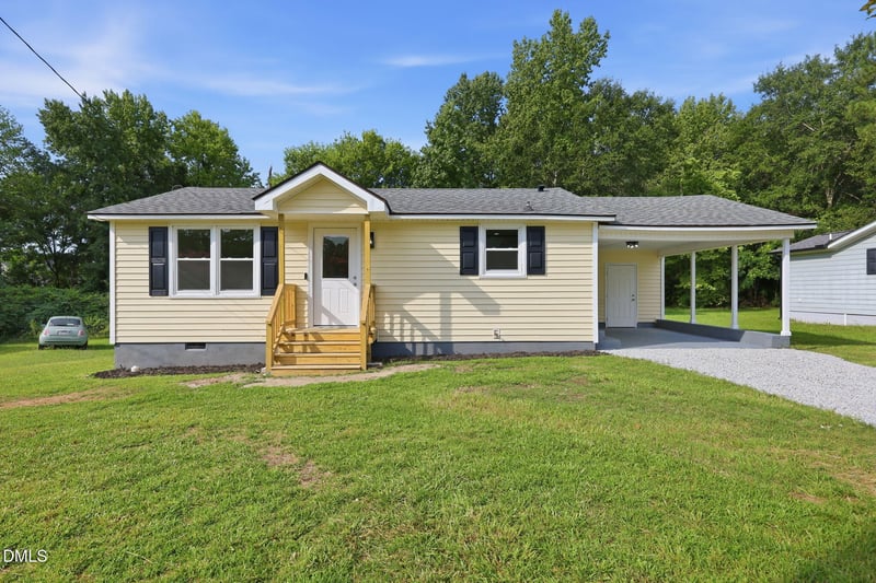 1409 Tulip St, Clayton, NC 27520