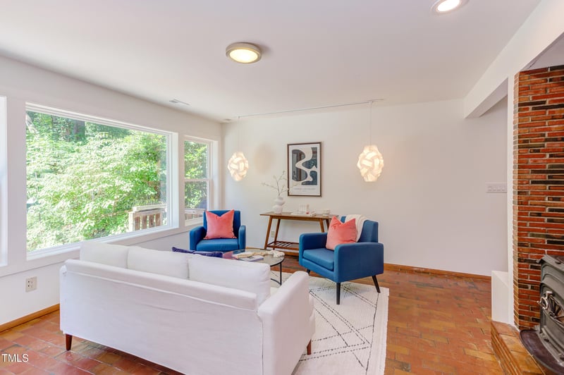1409 Valley Rn, Durham, NC 27707