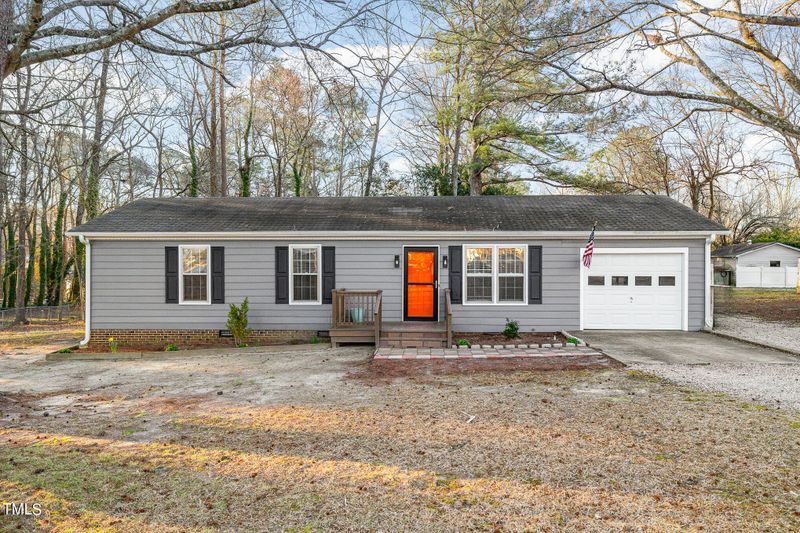 141 W 1st St, Wendell, NC 27591