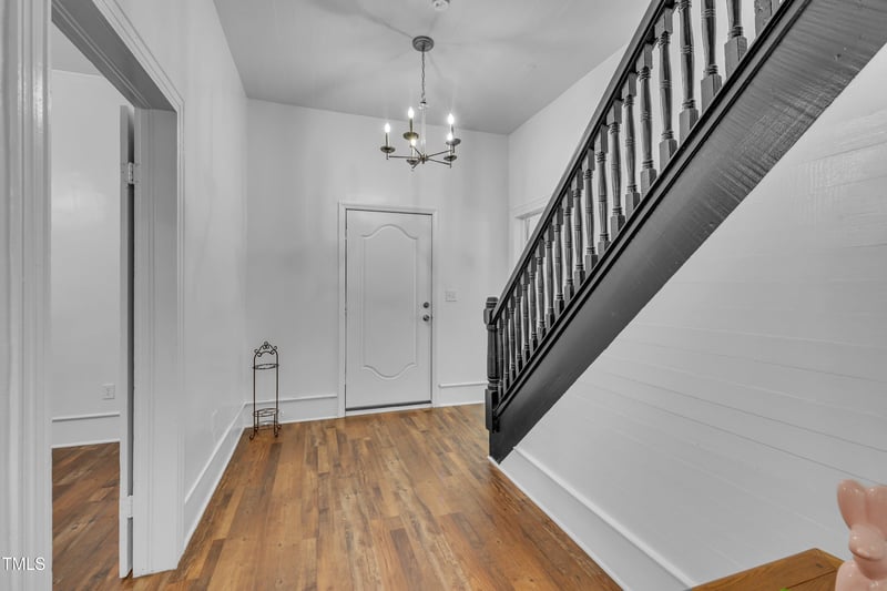 141 Broad St, Angier, NC 27501