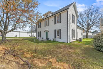 141 Broad St, Angier, NC 27501