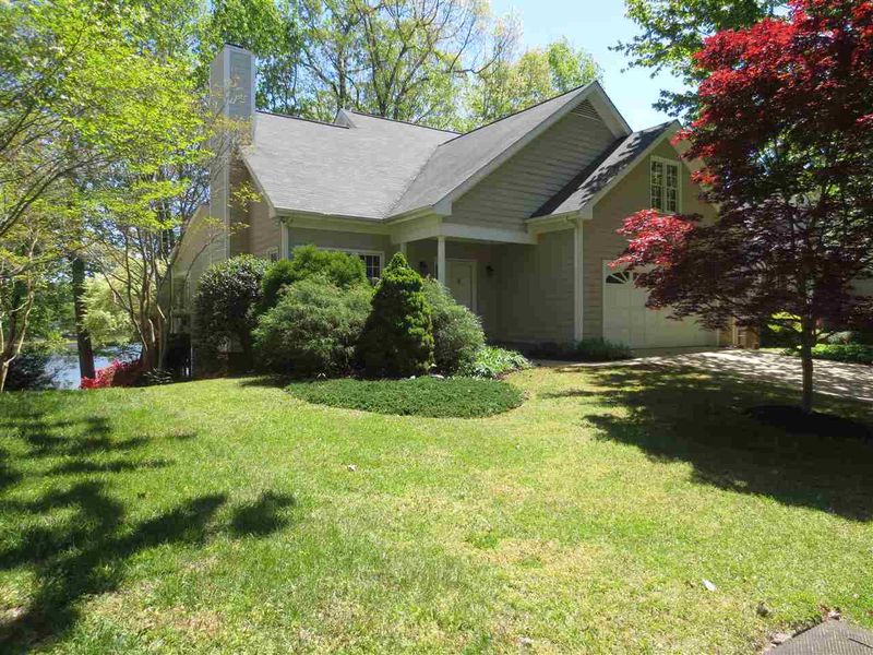 141 Chimney Rise Dr, Cary, NC 27511
