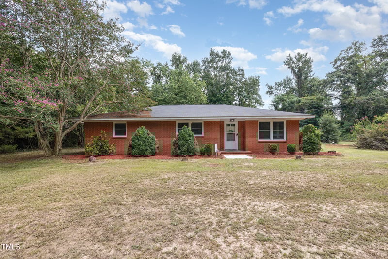 141 Clydes Ln, Goldsboro, NC 27530