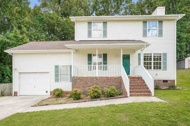 141 Creekbrook Ct, Garner, NC 27529
