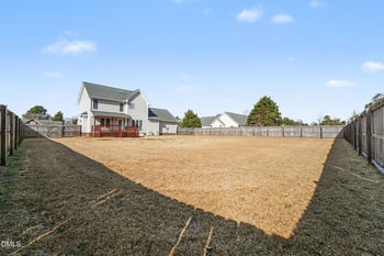 141 Day Lily Ln, Dunn, NC 28334