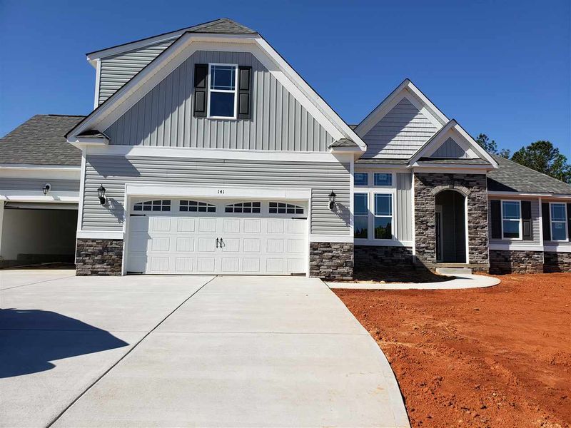 141 Elvenia Cir, Benson, NC 27504