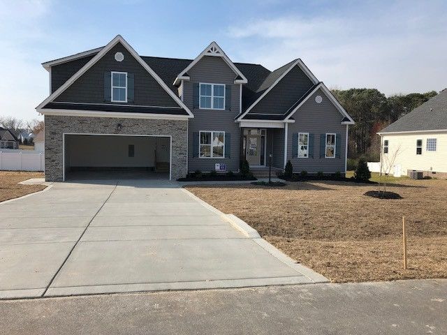141 Jacqueline Dr, Willow Springs, NC 27592