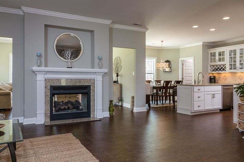 141 Kasdon Dr, Garner, NC 27529