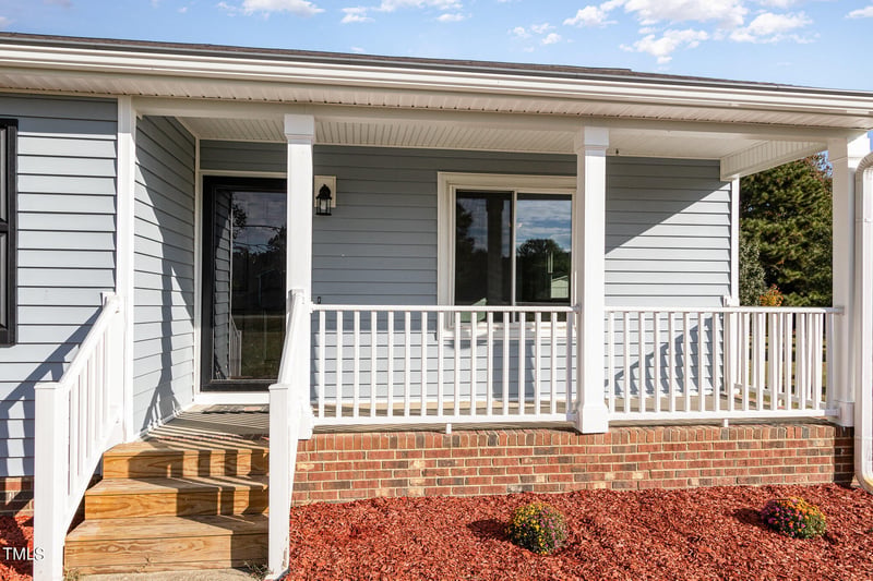 141 Kent St, Youngsville, NC 27596