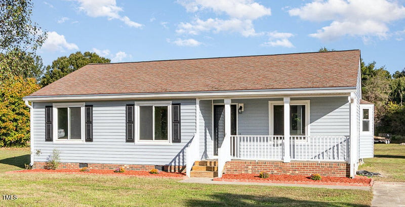 141 Kent St, Youngsville, NC 27596