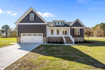 141 Little Lady Trl, Zebulon, NC 27597