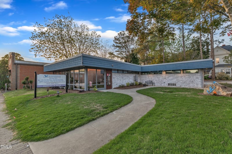 141 Main St, Youngsville, NC 27596