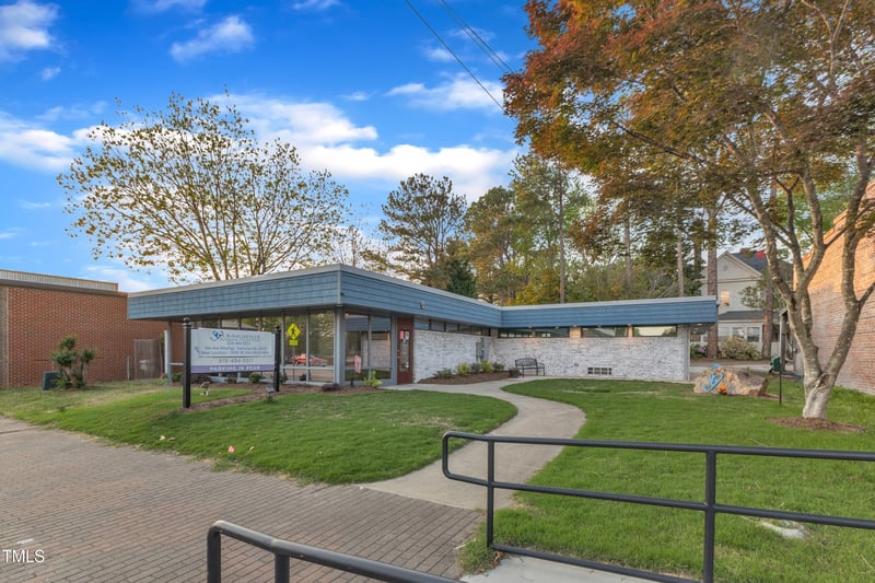 141 Main St, Youngsville, NC 27596