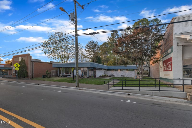 141 Main St, Youngsville, NC 27596