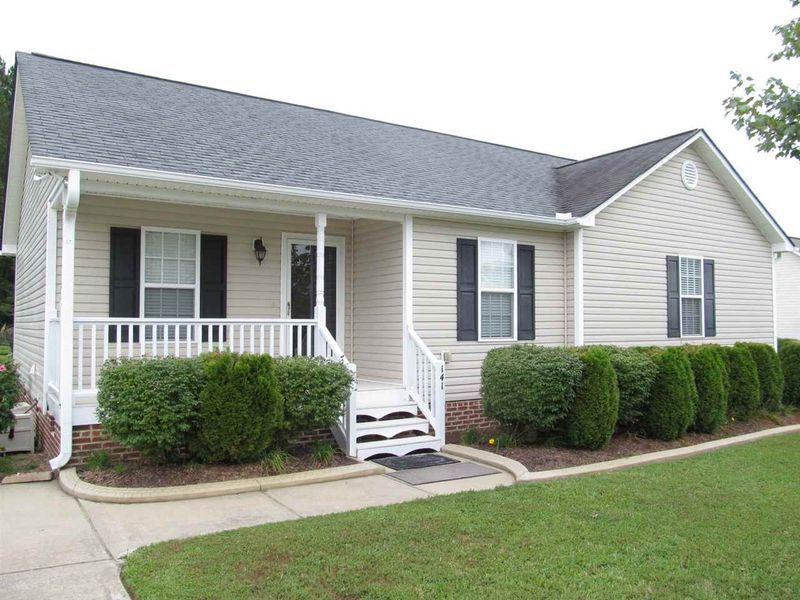 141 Opal Ln, Clayton, NC 27520