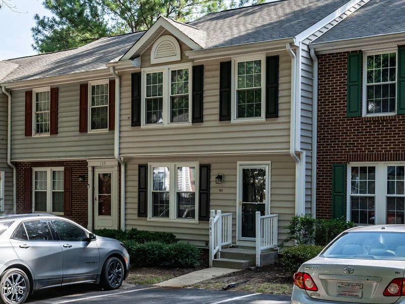 141 Riverwalk Cir, Cary, NC 27511