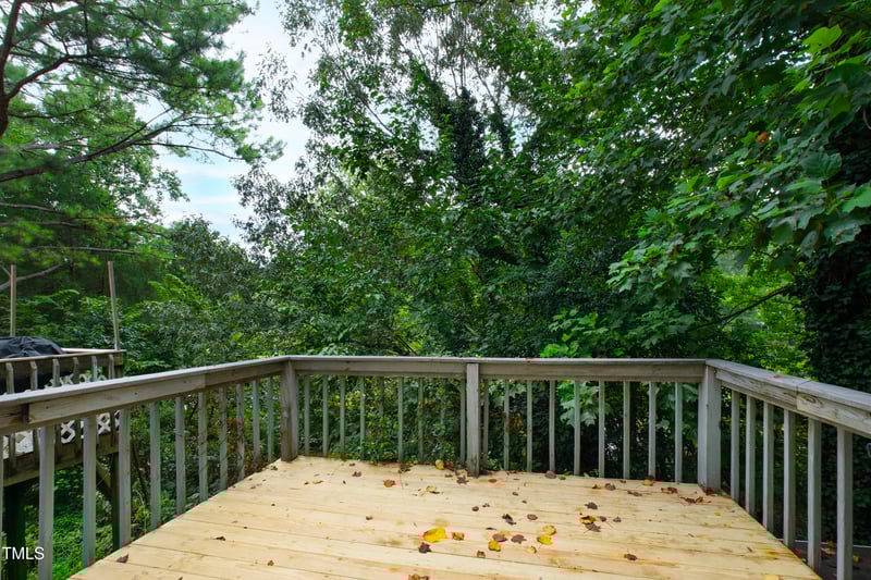 141 Riverwalk Cir, Cary, NC 27511