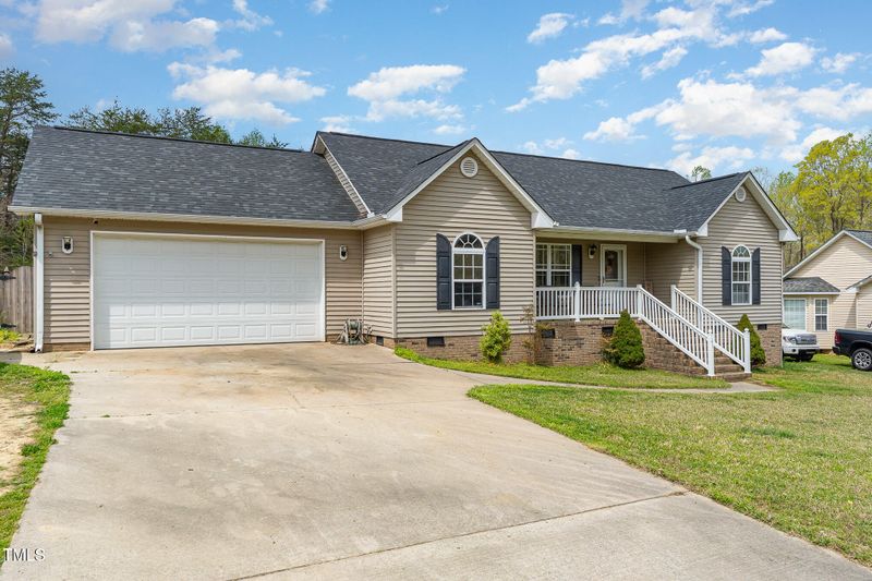 141 Saige Ct, Burlington, NC 27217