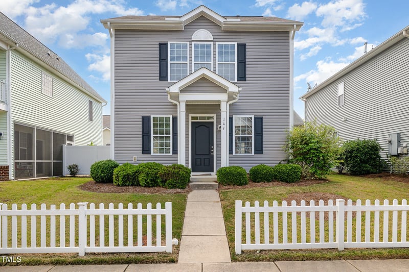 141 Shad Boat Ln, Clayton, NC 27520