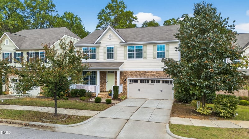 141 Spring Pine Ln, Holly Springs, NC 27540