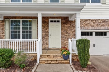 141 Spring Pine Ln, Holly Springs, NC 27540