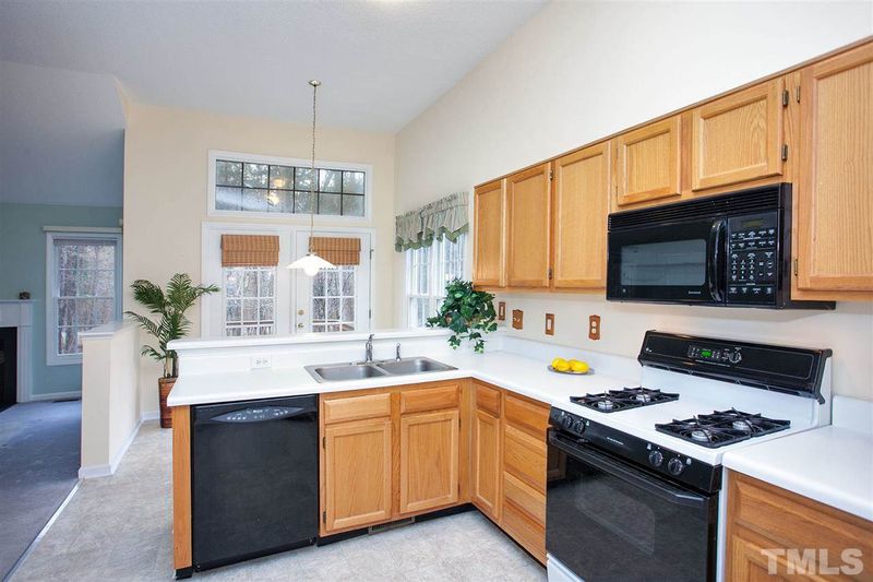 141 Swan Quarter Dr, Cary, NC 27519