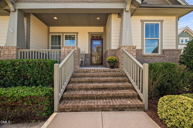141 Sweet Vista Ln, Holly Springs, NC 27540