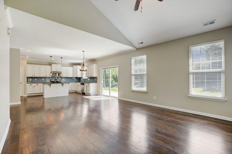 141 Waterville St, Raleigh, NC 27603