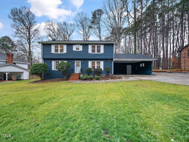 1410 Brunson Ct, Cary, NC 27511