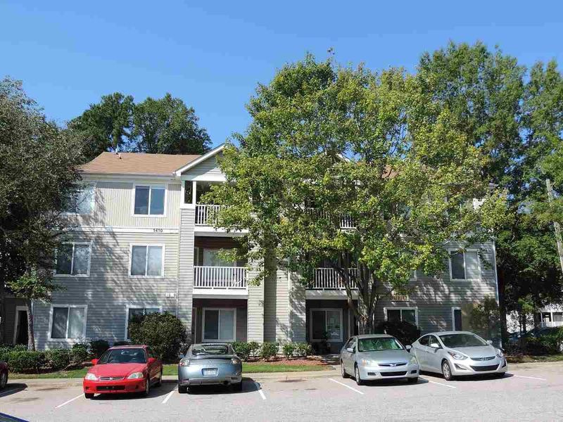1410 Collegiate Cir #204, Raleigh, NC 27606