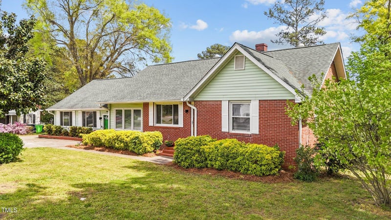 1410 Cross Link Rd, Raleigh, NC 27610
