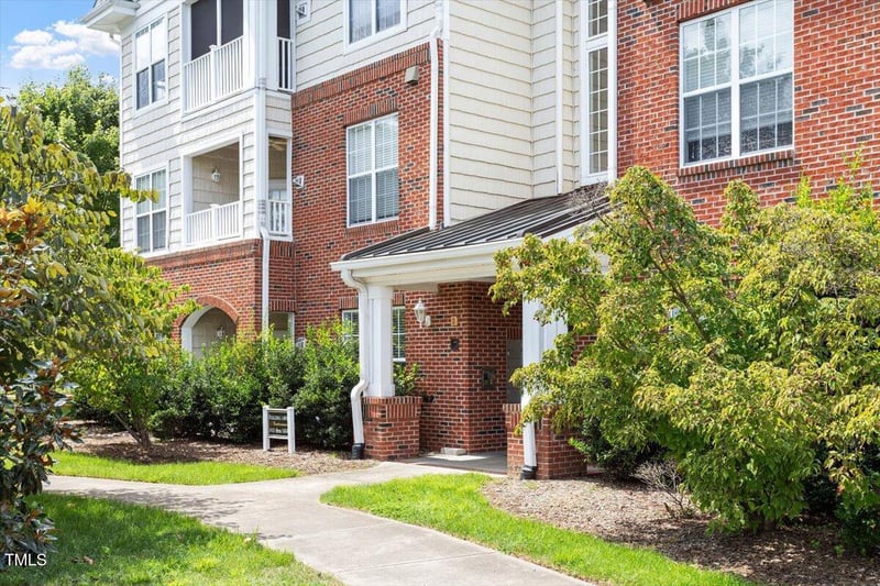 1411 Arborgate Cir, Chapel Hill, NC 27514