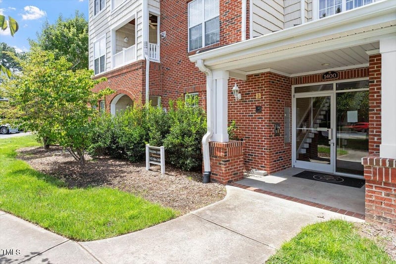 1411 Arborgate Cir, Chapel Hill, NC 27514