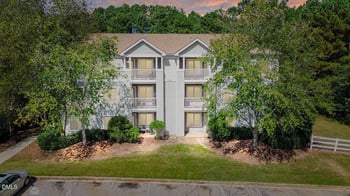 1411 Collegiate Cir #302, Raleigh, NC 27606