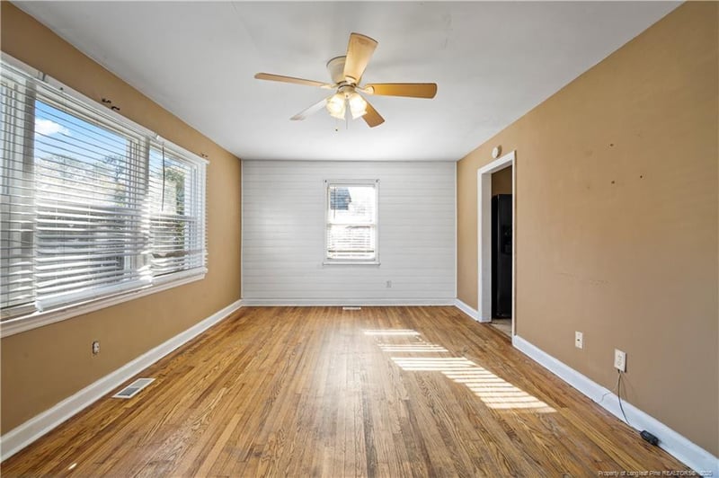 1411 Stansfield Dr, Fayetteville, NC 28303