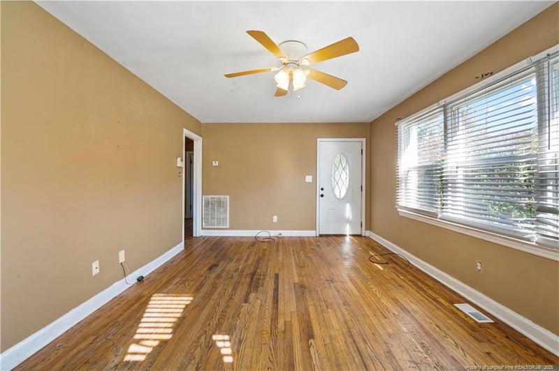 1411 Stansfield Dr, Fayetteville, NC 28303