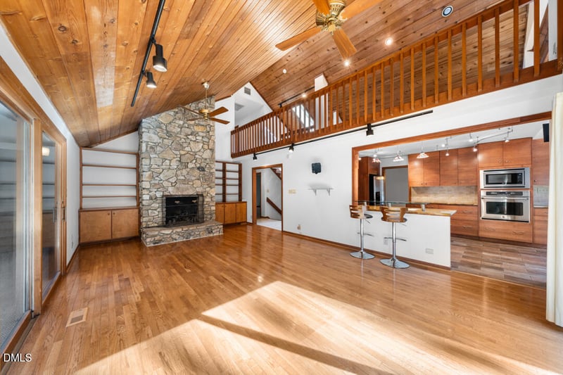 1412 Arboretum Dr, Chapel Hill, NC 27517