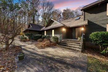 1412 Arboretum Dr, Chapel Hill, NC 27517