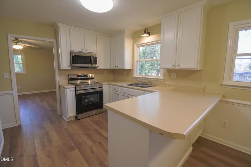 1412 Chamblee Rd, Zebulon, NC 27597