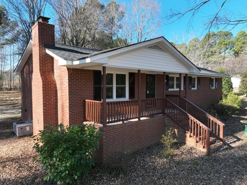 1412 Chamblee Rd, Zebulon, NC 27597