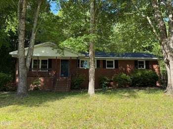 1412 Chamblee Rd, Zebulon, NC 27597