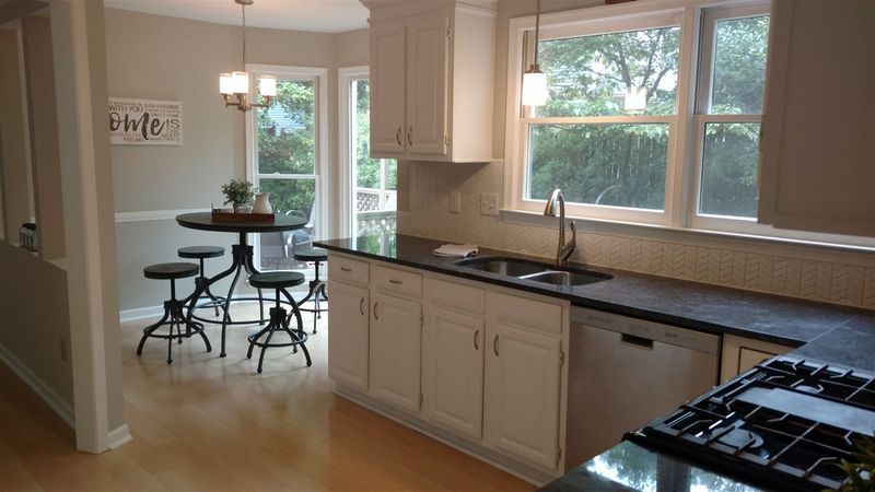 1412 Deltona Dr, Raleigh, NC 27615