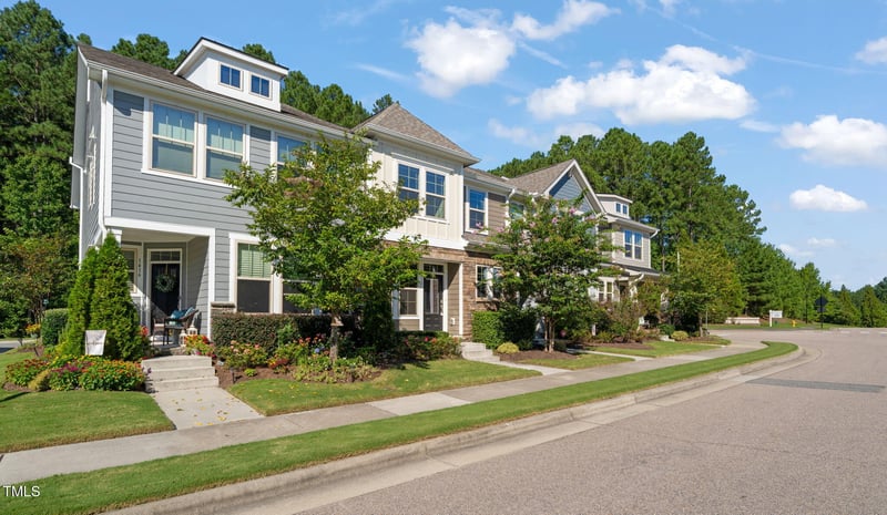 1412 Elk Falls Dr, Wendell, NC 27591