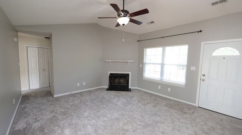 1412 Freshwater Ct, Wake Forest, NC 27587