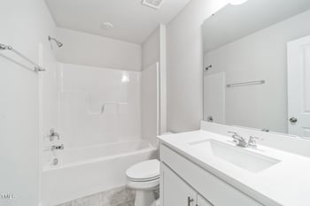 1412 Maple Branch Cir, Graham, NC 27253