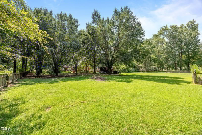 1413 Bud Hawkins Rd, Dunn, NC 28334